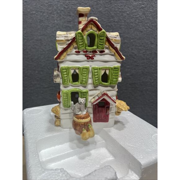 AVON Autumn's Glow Tealight House By Luminous Treasures Fall/Halloween 2002 - Picture 7 of 10